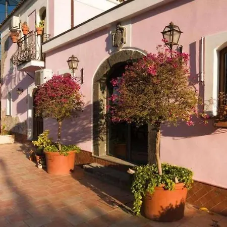 Terrenia Taormina
